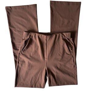 Prolinx Pants, Zipped Slant Pockets, Size Medium, Super Stretchy, Flare Leg